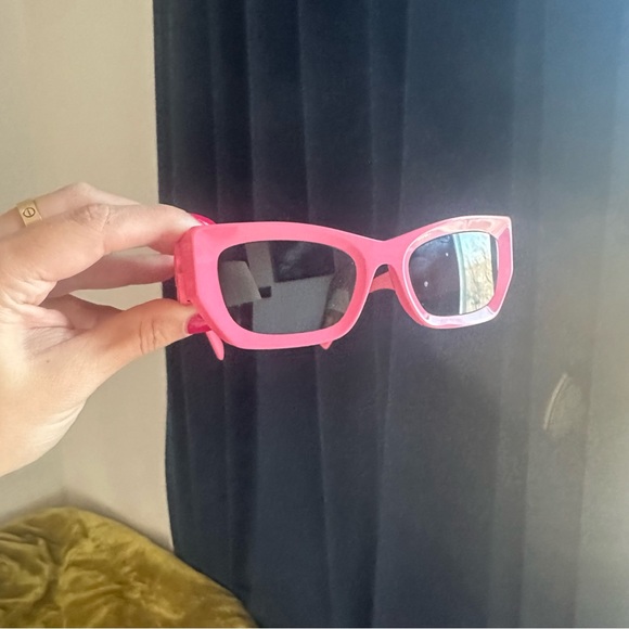 MIU MIU Hot Pink Logo Sunglasses - Picture 3 of 16